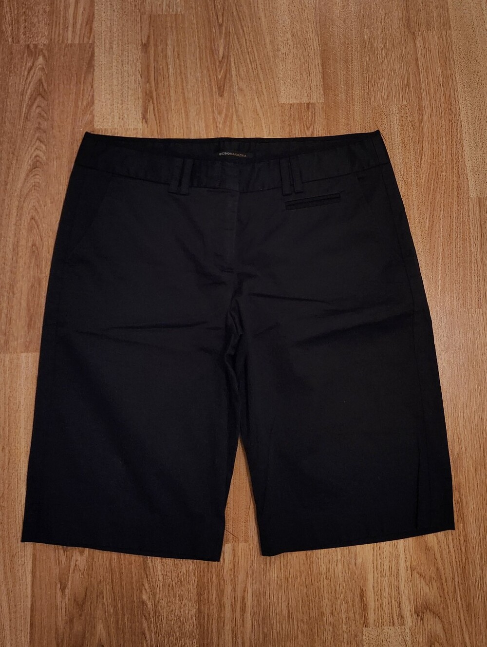 BCBGMAXAZRIA Stretch Cotton Bermuda Chino Shorts Black 8